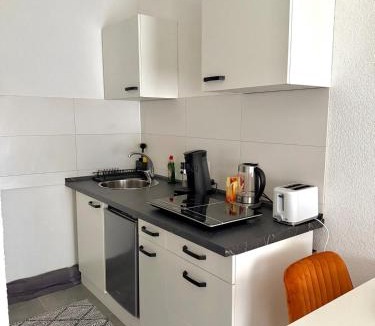 Eggenstein-Leopoldshafen Apartment | Nähe KIT - Parkplatz - Netflix - Ruhig