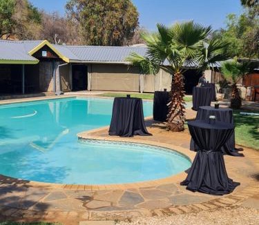 Kgetlengrivier House | N4 Guest Lodge