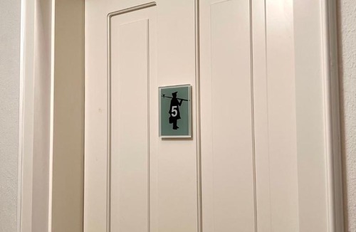 Euskirchen Hotel | Nachtquartier Burg Flamersheim
