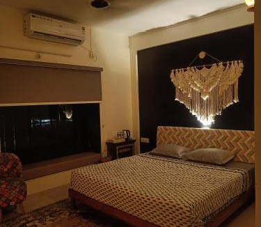 Baner Bed & Breakfast | Nagarik Commune, Baner - Pune