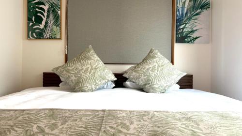 Yabu Apartment | Nago家 -紅-