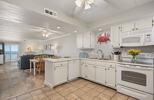 South Nags Head Condo | Nags Head Oceanfront Condo, Sleeps 4, 2 Pools