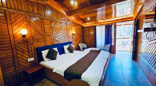 Nainital Bed & Breakfast | Naini Hill View Boho