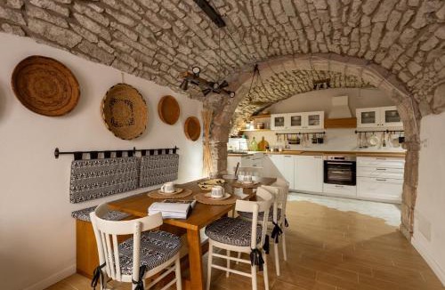 Bosa Historic Centre House | Naki