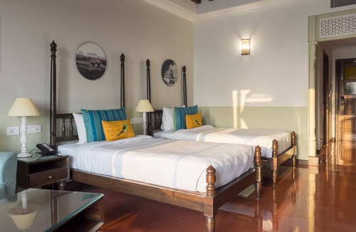 Jansath Hotel | Namaste Dwaar