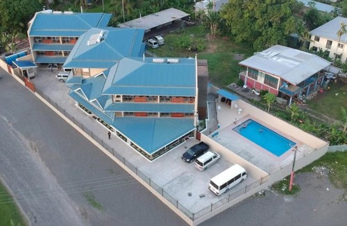 Madang Hotel | Nambis Inn