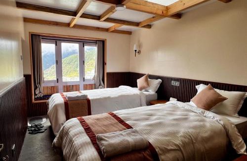 Namche Bazaar Hotel | Namche Terrace