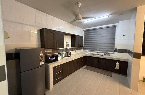 Presint 15 House | Nami Homestay Semi D
