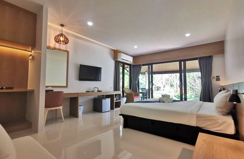 Saphli Hotel | Nana Beach Hotel