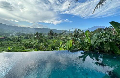 Sidemen Villa | Nana Suites Villa