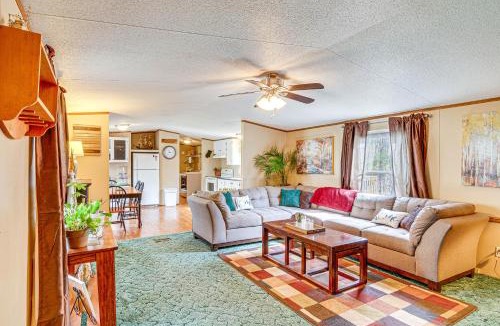 Nancy House | Nancy Cabin w/Fire Pit Near Lake Cumberland!
