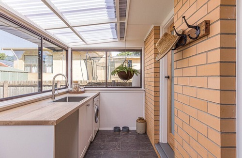 Trentham House | Nancy's of Trentham in heart of town