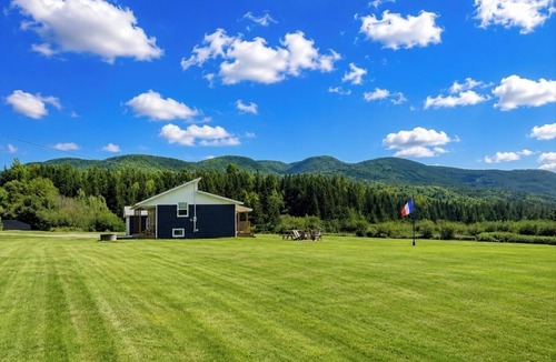 Cheticamp House | Nanook’s Den Escape to the beauty of the mountains Internet, GBTV