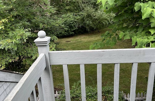 Mashpee Cottage | Nantucket Style Cottage Steps from Private Beach