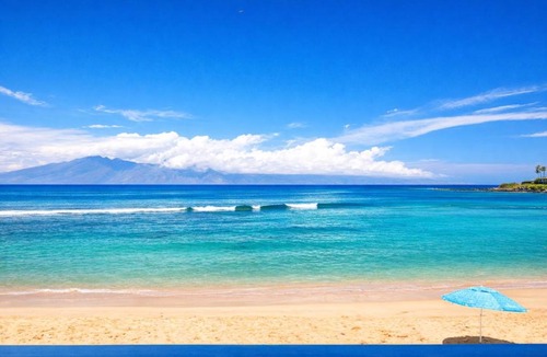 Napili Apartment | Napili Bay Oceanfront Studio Sleeps 2 Steps to Beach Complimentary Car with 6 Nights NAB-107 by KBM