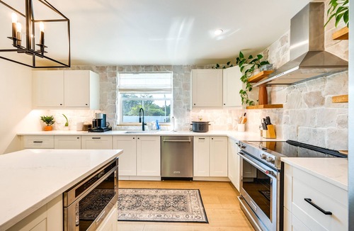 Naples House | Naples Duplex Home w/Private Pool & Lanai!