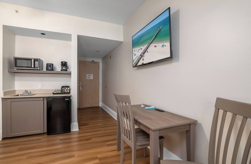 Redevelopment Area Hotel | Naples Park Central Hotel