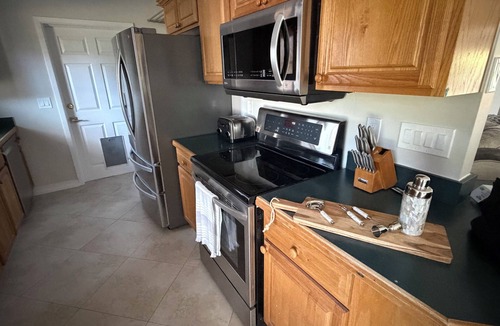 Palm River Estates House | Naples Retreat - 3bdrm/2bath Heated Pool/Hot Tub/Outdoor Kitchen/Great Location