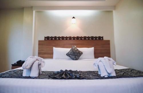 Khao Sam Yot Hotel | Narai Iyara Palace