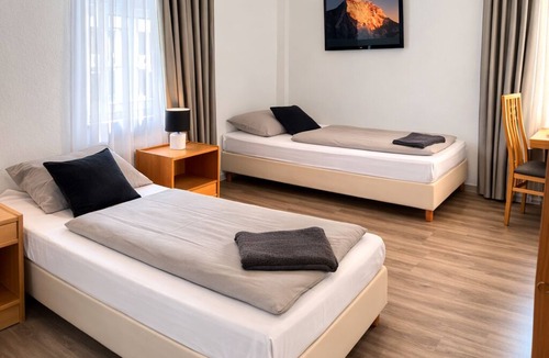 Zeilsheim Hotel | Nassauer Hof
