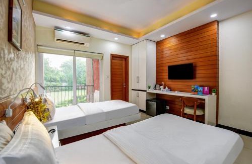 Hanuman Road Area Hotel | National YMCA Hostel