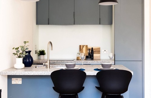 Cathedrals Apartment | Native Verso