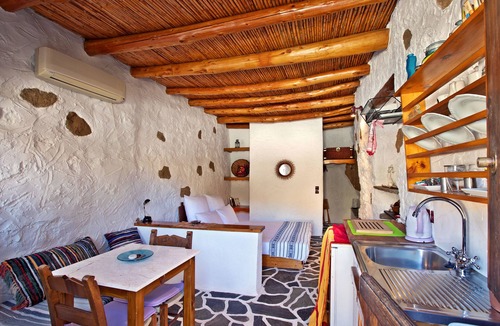 Aspros Potamos Cottage | Natura cottages