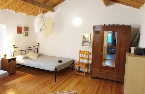 Perithia Cottage | Natural beauty mountain cottage