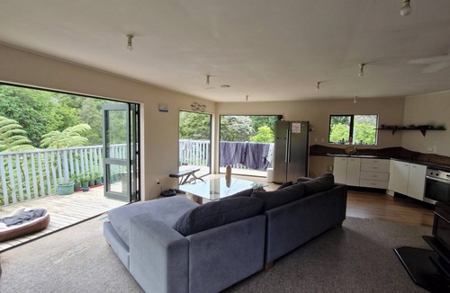 Amodeo Bay House | Nature at its Best - Native bush tranquil & secluded