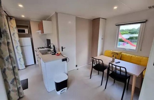 Saint-Molf House | NATURE Collection - 2-bedroom mobile home with a playhouse for children, sleeps 4