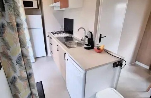 Saint-Molf House | NATURE Collection - 2-bedroom mobile home with a playhouse for children, sleeps 4