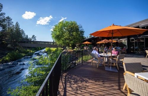 Boyd Acres Apartment | Nature Experience | 1King w/Riverview + ADA rated