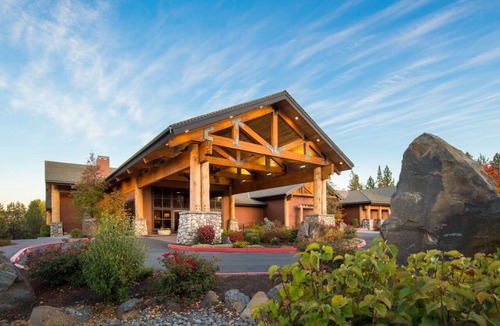 Boyd Acres Apartment | Nature Experience | 1King w/Riverview + ADA rated