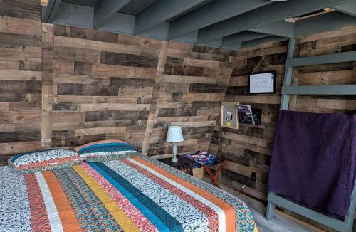 Walker House | Nature-Filled Glamping Getaway with Fishing, Trails & Serenity in Walker, Minnesota