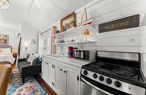 Blue Eye Cabin | Nature-Focused Getaway | Pool + Creekside Retreat