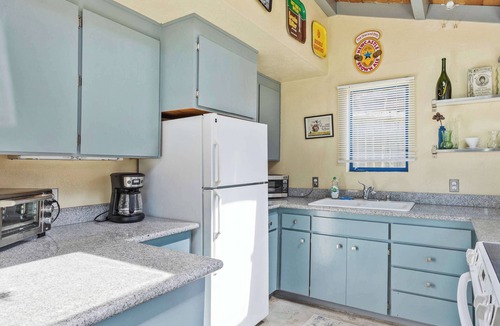Salmon Creek House | Nature Lover's Paradise | Steps to Beach | Dogs OK