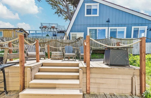 Salmon Creek House | Nature Lover's Paradise | Steps to Beach | Dogs OK