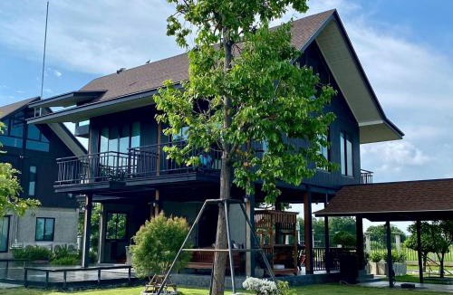 Song Phi Nong House | Nature Peace Home