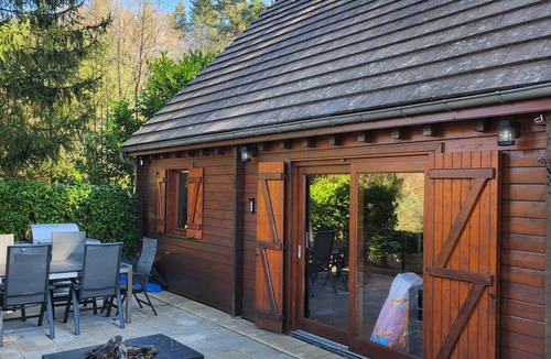 Plantades Ski Chalet | Nature & Relaxation in a Chalet a stone's throw from the Lake Bort-les-Orgues