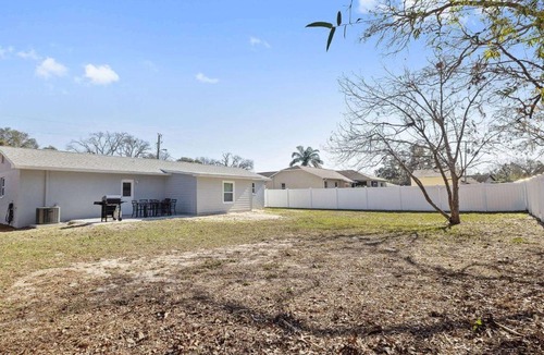 Spring Hill House | Nature's Coast Retreat