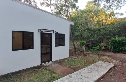 Tamarindo Apartment | Nature Sanctuary Studio #2 w/AC, Close to Tamarindo, Flamingo Beaches