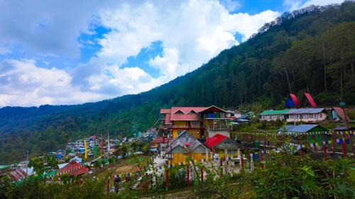 Rishop House | Nature View Homestay