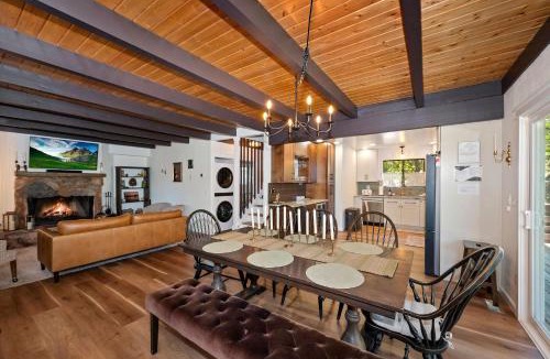 Green Valley Lake House | Natures Peak - Family Retreat with 2 Fireplaces
