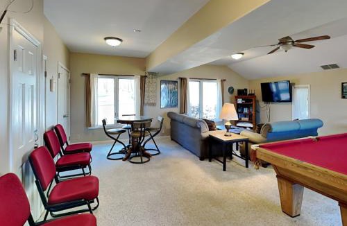 Blakeslee House | Natures Retreat