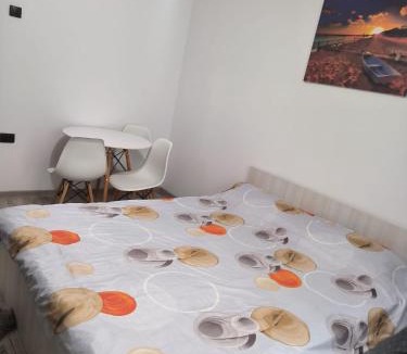 Pitesti Apartment | Natyl