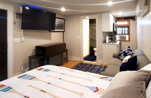 East Chop Hotel | Nautical Daze- Studio