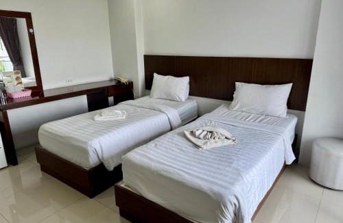 Rangsit Hotel | Nava Grand