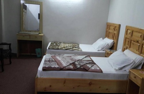 Gilgit House | Naveed Tourist Inn