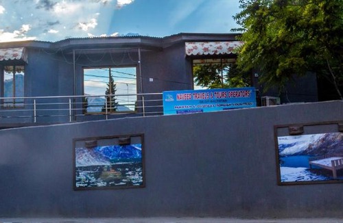 Gilgit House | Naveed Tourist Inn