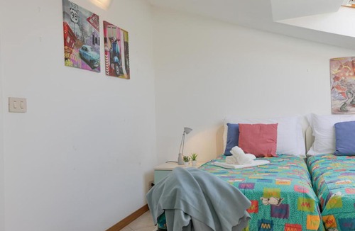 Marina di Massa Apartment | Navy Apartment